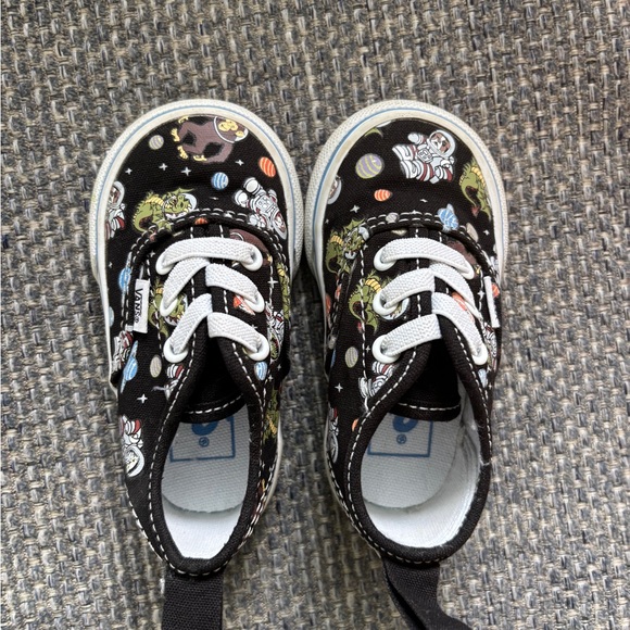 🌌 Vans Toddler Glow Cosmic Zoo Authentic Elastic Sneakers – Size 4 👟✨ - Picture 3 of 7